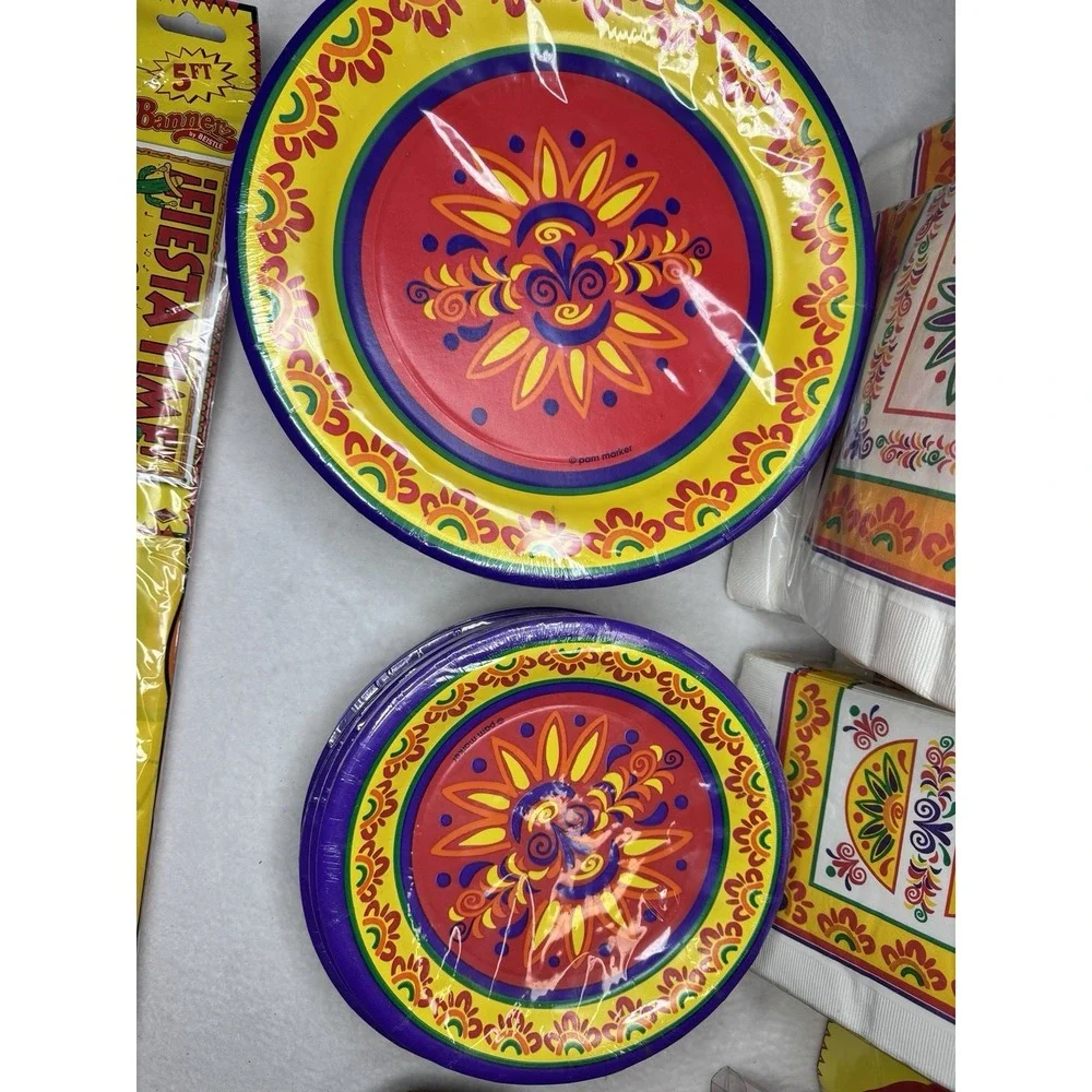 Cinco De Mayo Decoration Lot Party Supplies Napkins Plates Straws Banner‎